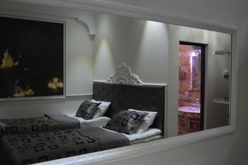 Elegant Boutique Rustaveli Hotel Tbilisi Exterior photo